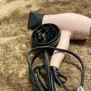 PYT travel blow dryer NWOT